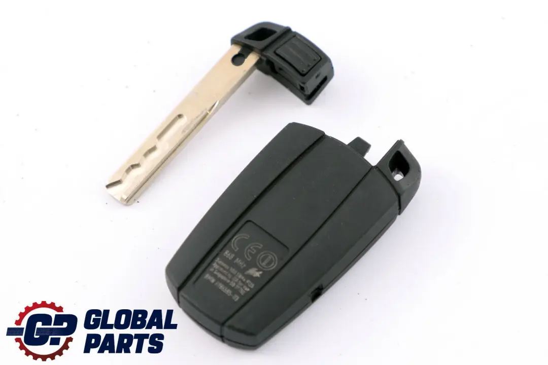 Mando Distancia Alarma Radio 868 MHz para BMW E60 X5 E70 E81 E87 E90 E91 E92 con número de pieza 6986585 BMW E60 X5 E70 E81 E87 E90 E91 E92 Mando Distancia Alarma Radio 868 MHz - SKU 6986585 - Número de pieza 6986585