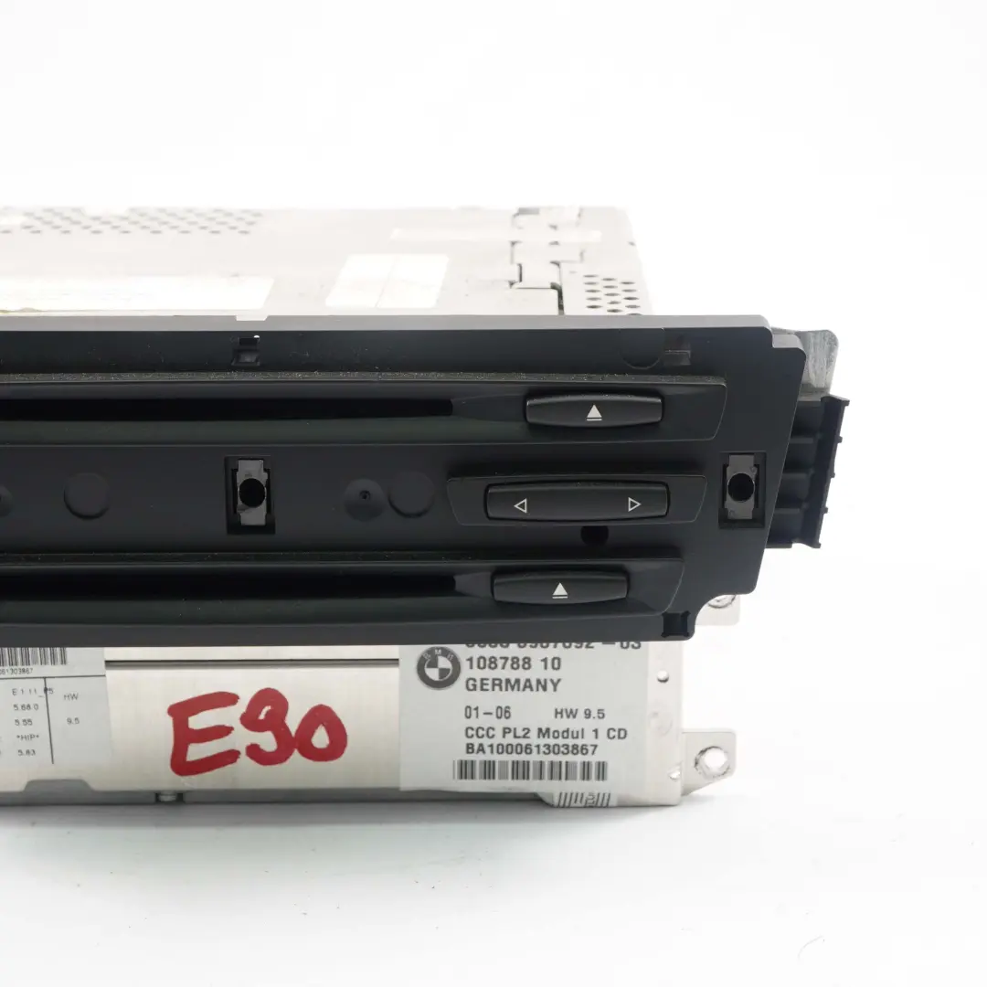 Systeme de navigation Professional CCC Navi Controller pour BMW E87 E90 à propos du numéro de pièce 6987692 BMW E87 E90 Systeme de navigation Professional CCC Navi Controller - SKU 6987692 - Numéro de pièce 6987692