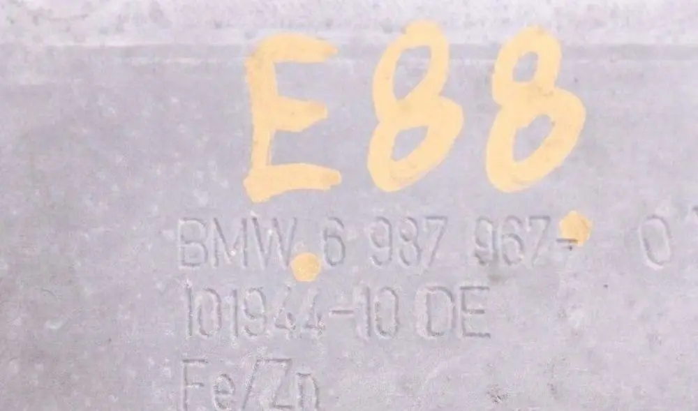 BMW E88 Soporte Controlador de vuelco - SKU 6987967 - Número de pieza 6987967