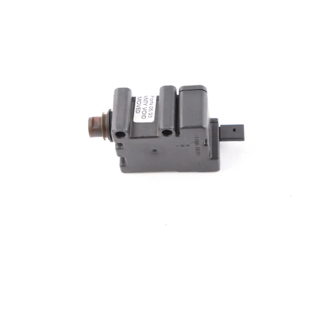 BMW E60 E61 E63 E64 Actuateur Chateau Clapet pour Reservoir 8377415 - SKU 6988089 - Numéro de pièce 6988089