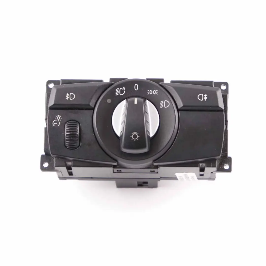 Włącznik Świateł Panel Sterowania do BMW X5 E70 E60 E61 LCI o numerze 6988554 BMW X5 E70 E60 E61 LCI Włącznik Świateł Panel Sterowania - SKU 6988554 - Numer Części 6988554