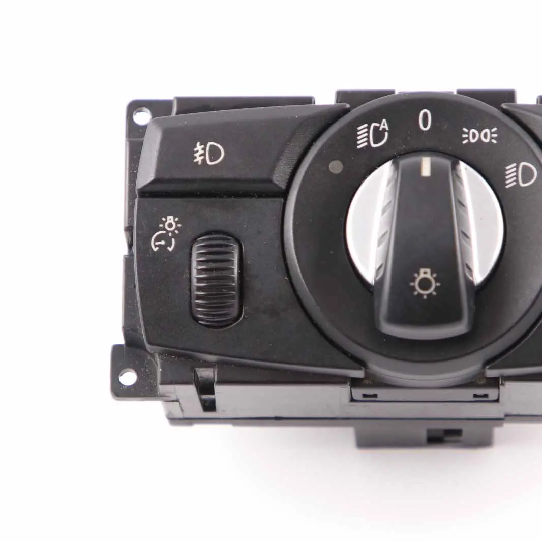 Włącznik Świateł Panel Sterowania do BMW X5 E70 E60 E61 LCI o numerze 6988554 BMW X5 E70 E60 E61 LCI Włącznik Świateł Panel Sterowania - SKU 6988554 - Numer Części 6988554
