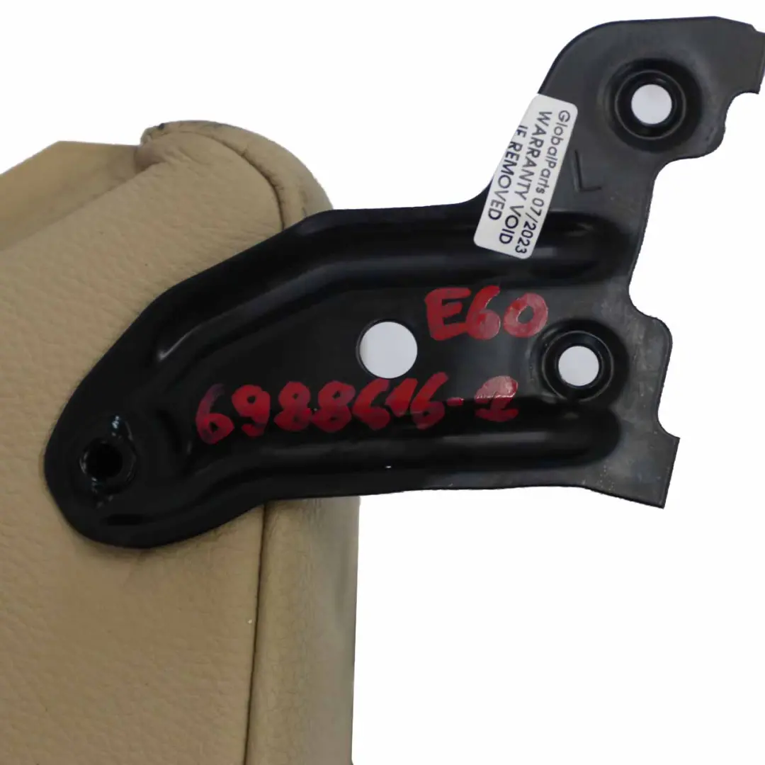 Sedile posteriore centrale bracciolo portabicchieri Dakota Beige per BMW E60 con numero di parte 6988616 BMW E60 Sedile posteriore centrale bracciolo portabicchieri Dakota Beige - SKU 6988616-2 - Numero di parte 6988616