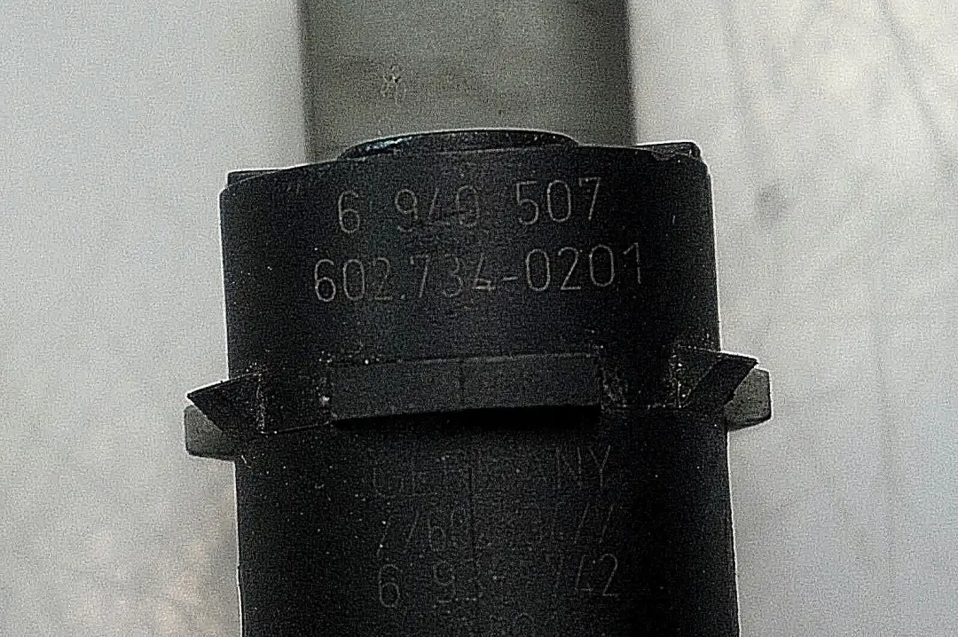 Front PDC Parking Distance Sensor Amethystgrau Grey to BMW 5 X3 Series E60 E61 E83 with Part number 6989114 BMW 5 X3 Series E60 E61 E83 Front PDC Parking Distance Sensor Amethystgrau Grey - SKU 6989114 - Part number 6989114