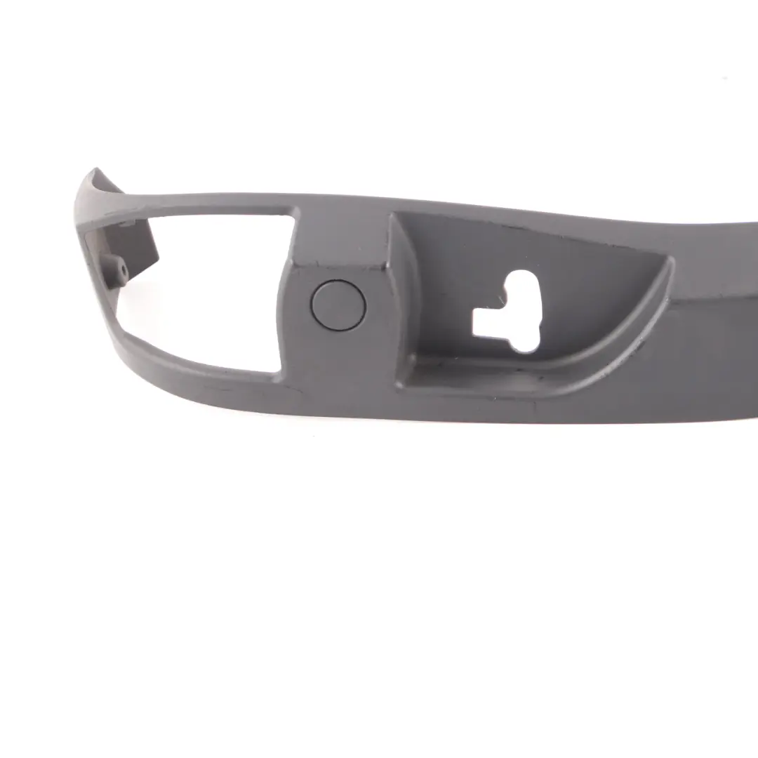 Striscia di copertura sedili esterna sinistra 7076001 per BMW E60 E61 con numero di parte 6989257 BMW E60 E61 Striscia di copertura sedili esterna sinistra 7076001 - SKU 6989257 - Numero di parte 6989257