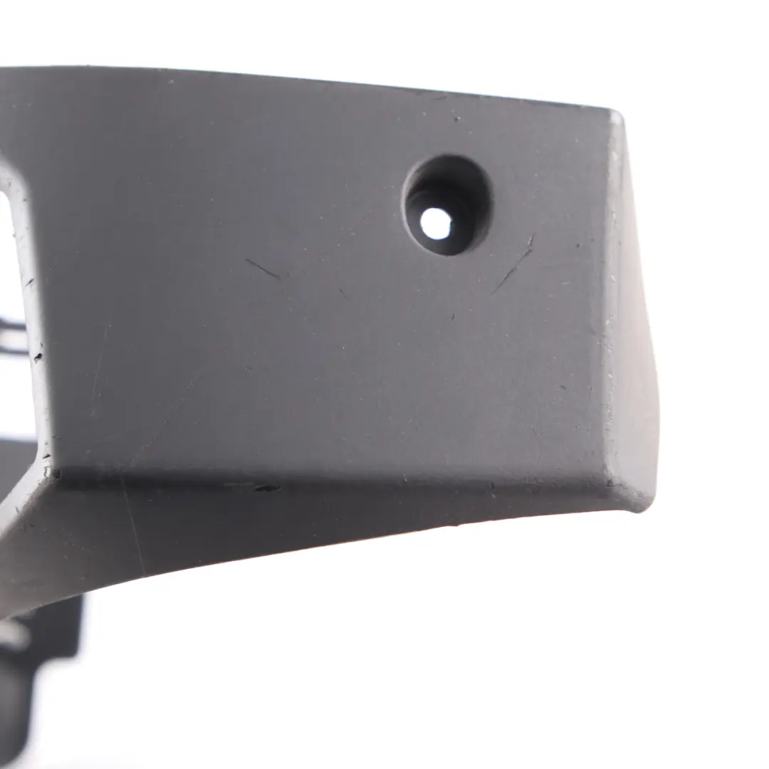 Striscia di copertura sedili esterna sinistra 7076001 per BMW E60 E61 con numero di parte 6989257 BMW E60 E61 Striscia di copertura sedili esterna sinistra 7076001 - SKU 6989257 - Numero di parte 6989257