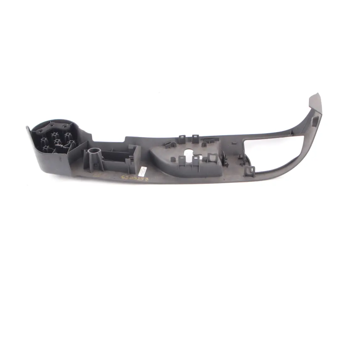 BMW E60 E61 Sitz vorn Sitzblenden Blende Aussen Links 7076001 - SKU 6989257 - Teilenummer 6989257
