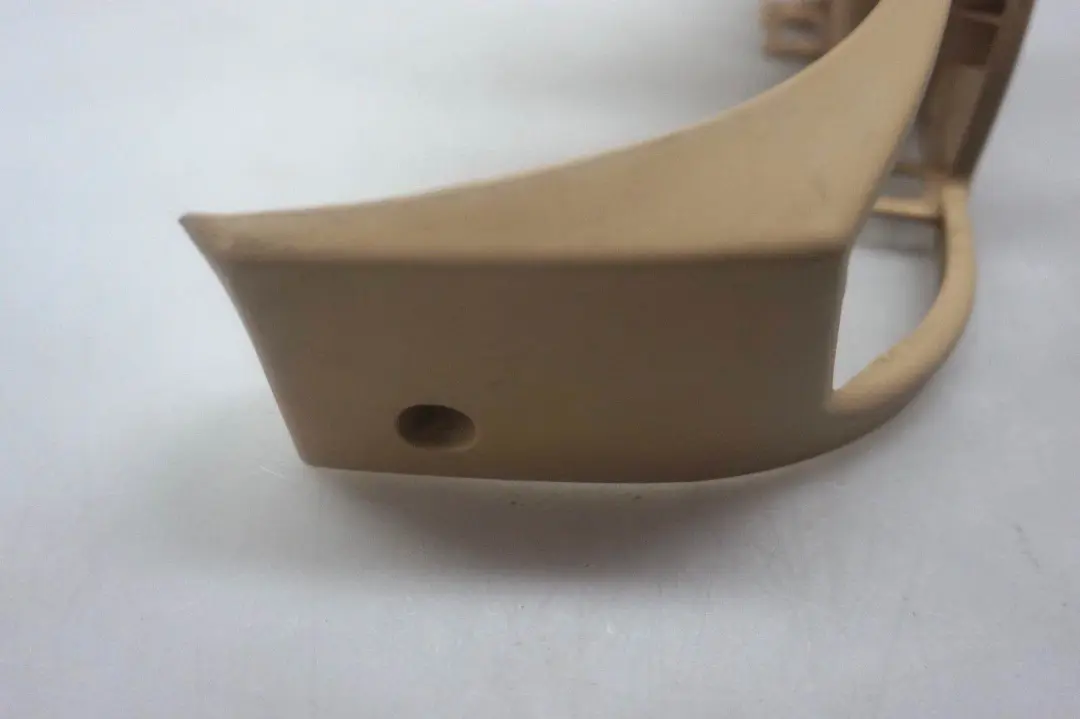 Vorne Sitz Blende Aussen Links Beige für BMW 5 er E60 E61 mit Teilenummer 6989261 BMW 5 er E60 E61 Vorne Sitz Blende Aussen Links Beige - SKU 6989261 - Teilenummer 6989261