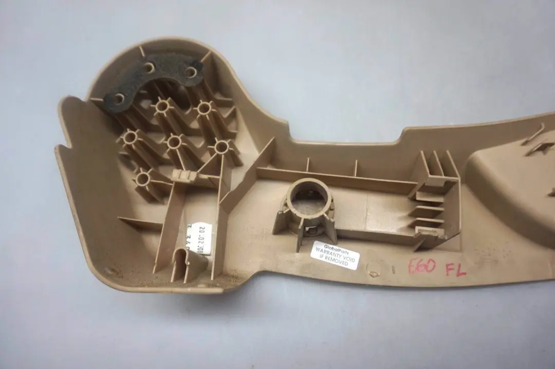 BMW 5 er E60 E61 Vorne Sitz Blende Aussen Links Beige - SKU 6989261 - Teilenummer 6989261