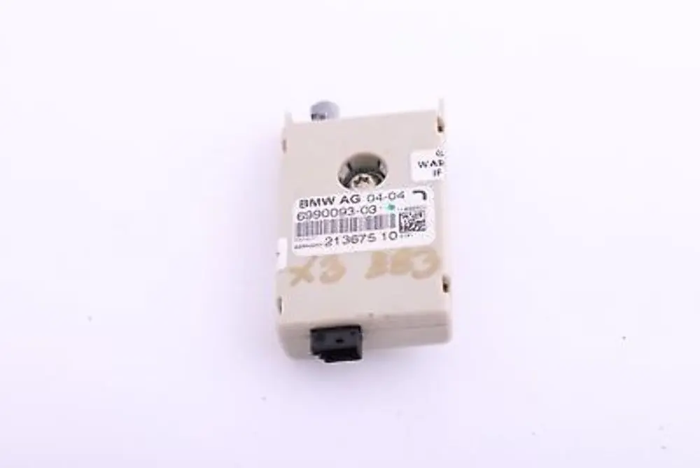 Antenna TV System Amplifier Control Unit Booster to BMW X3 E83 with Part number 6990093 BMW X3 E83 Antenna TV System Amplifier Control Unit Booster - SKU 6990093 - Part number 6990093