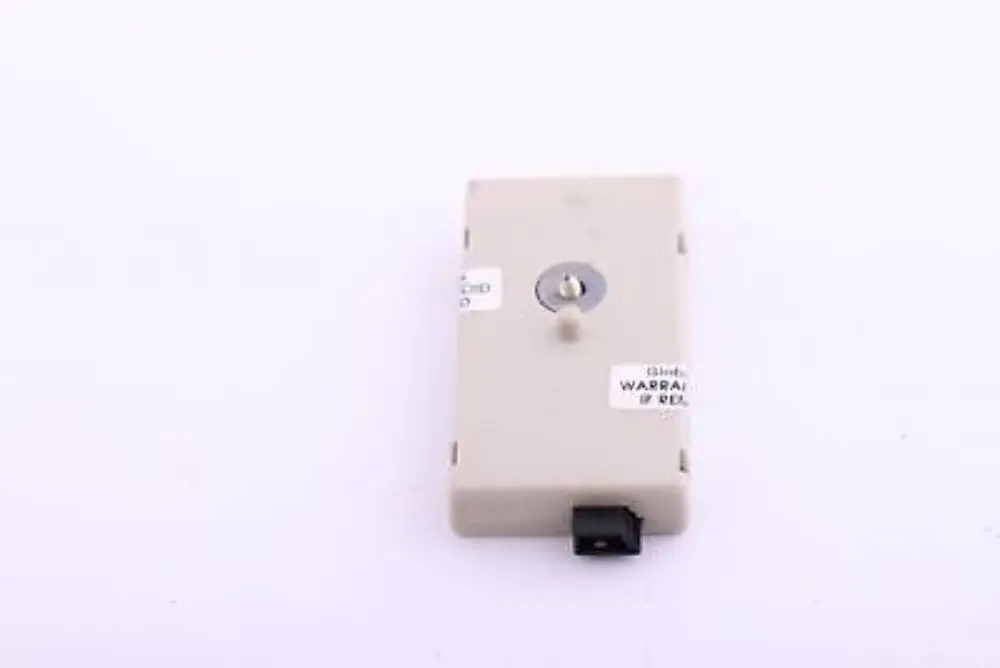 BMW X3 E83 Antenna TV System Amplifier Control Unit Booster - SKU 6990093 - Part number 6990093