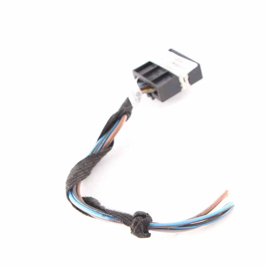 Light Side Panel Lamp Right O/S Plug Socket Wiring 8373312 to BMW X3 E83 Rear with Part number 6990170 BMW X3 E83 Rear Light Side Panel Lamp Right O/S Plug Socket Wiring 8373312 - SKU 6990170-3 - Part number 6990170