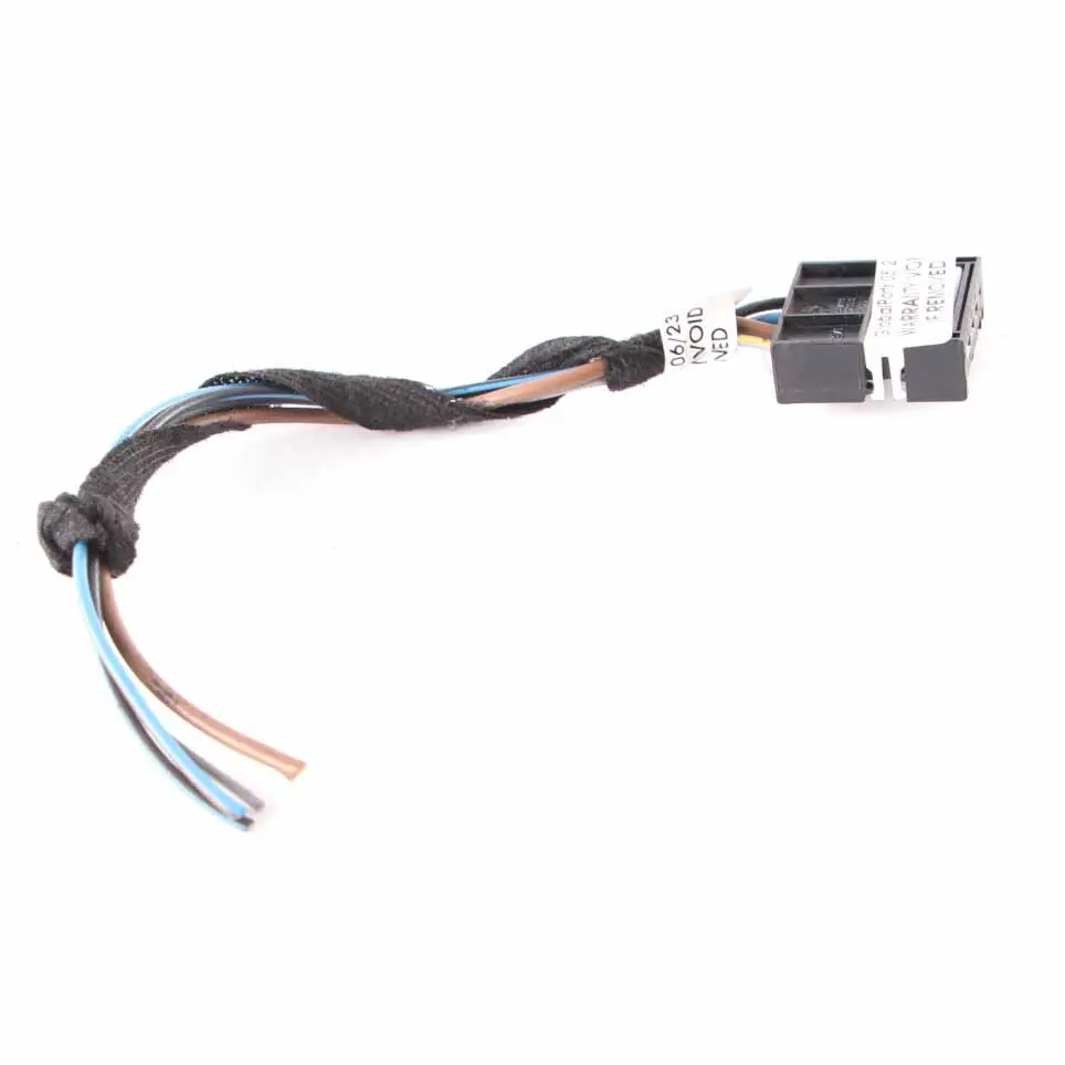 BMW X3 E83 Rear Light Side Panel Lamp Right O/S Plug Socket Wiring 8373312 - SKU 6990170-3 - Part number 6990170