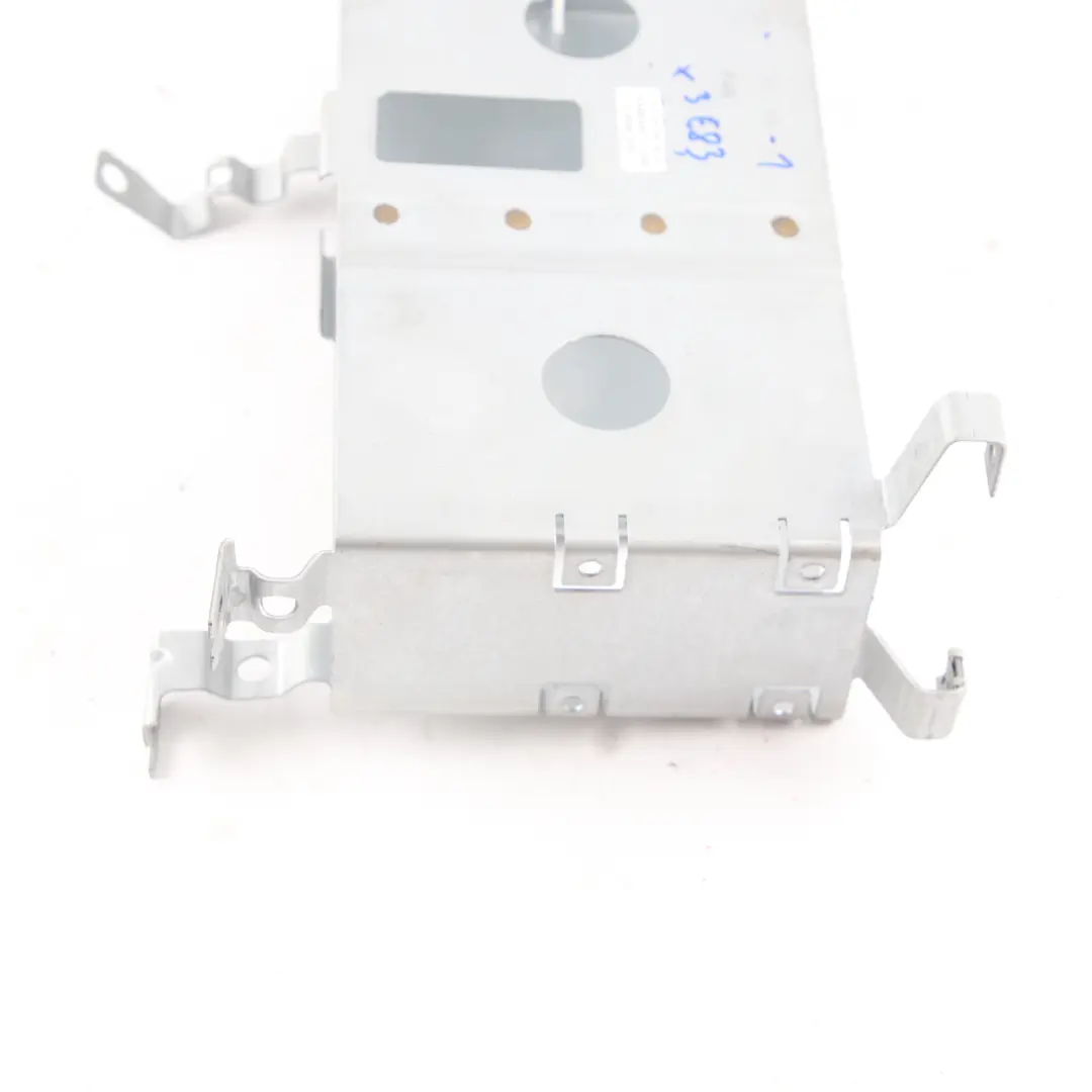 Supporto staffa montaggio CD-Changer per BMW X3 E83 con numero di parte 6990215 BMW X3 E83 Supporto staffa montaggio CD-Changer - SKU 6990215-1 - Numero di parte 6990215