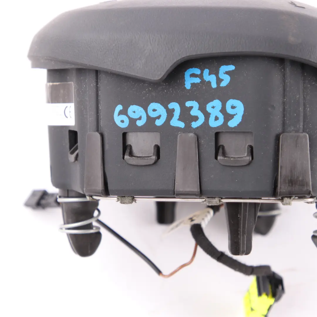 Poduszka Kierowcy Airbag Sport 6992389 do BMW F45 F46 F48 o numerze 6791330 BMW F45 F46 F48 Poduszka Kierowcy Airbag Sport 6992389 - SKU 6992389-1 - Numer Części 6791330