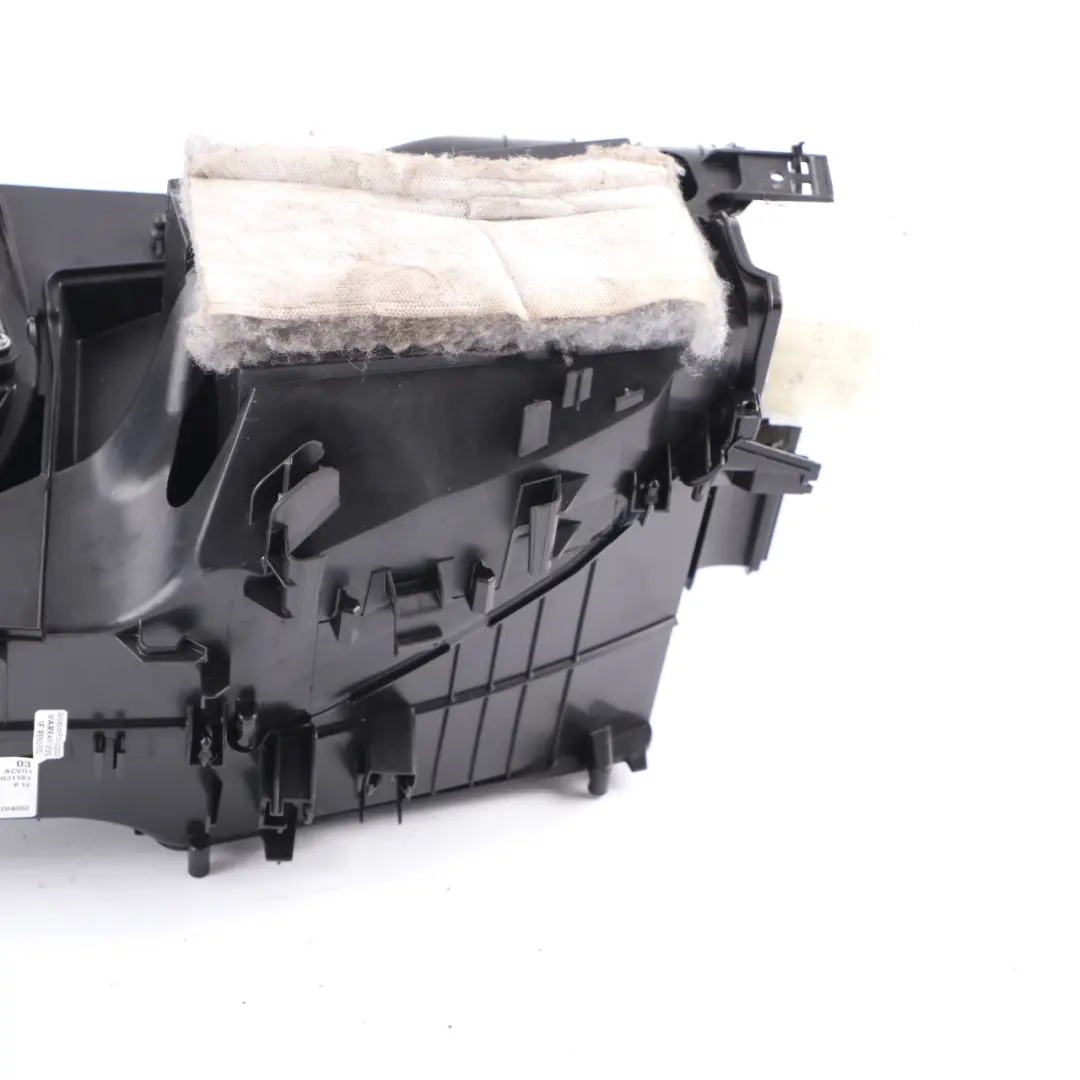 Heater Matrix BMW G11 G30 Air Conditioning Blower Unit Housing Diesel 6992608 to with Part number 9361721 Heater Matrix BMW G11 G30 Air Conditioning Blower Unit Housing Diesel 6992608 - SKU rhd-6992608 - Part number 9361721