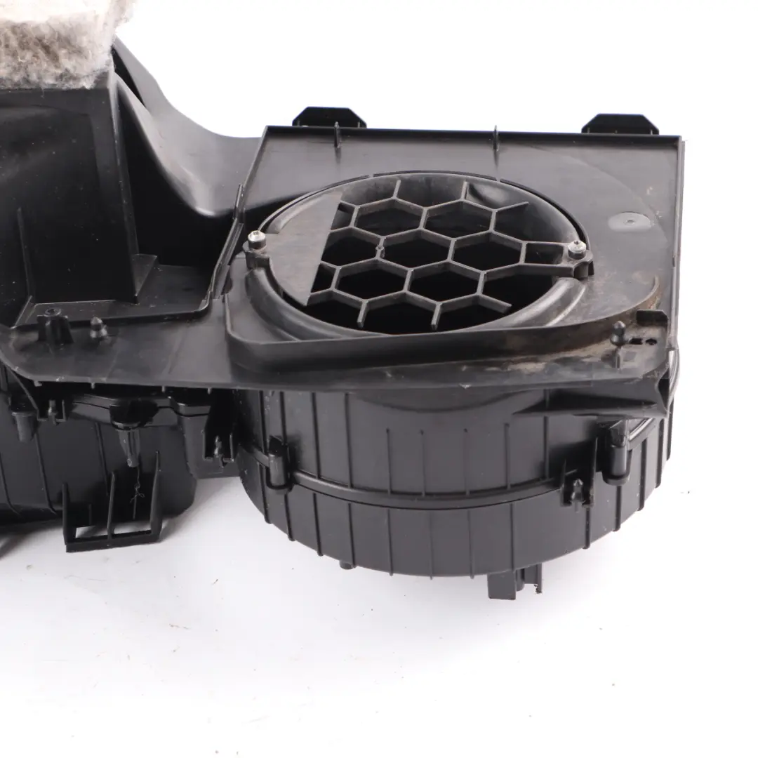  Heater Matrix BMW G11 G30 Air Conditioning Blower Unit Housing Diesel 6992608 - SKU rhd-6992608 - Part number 9361721