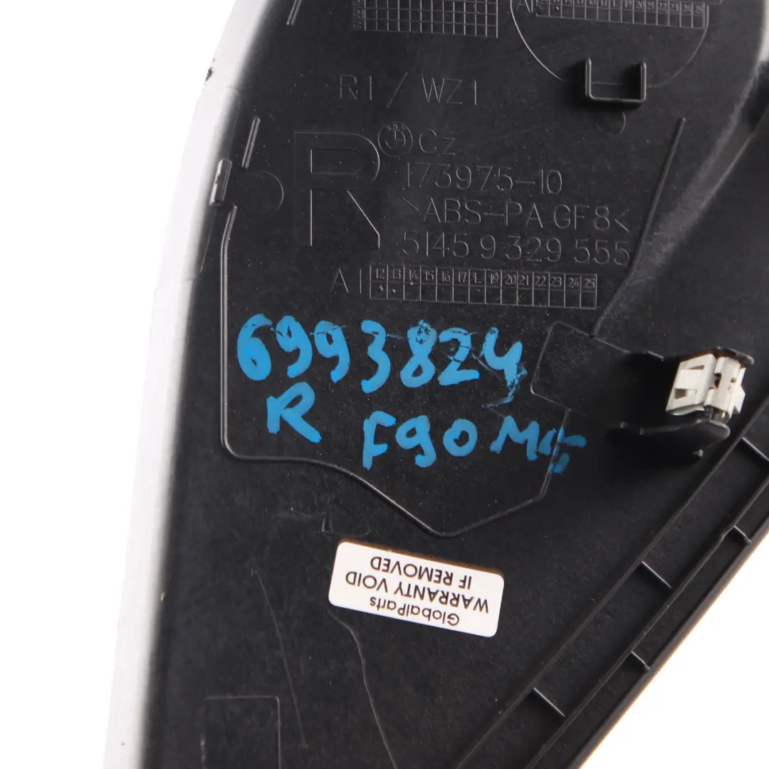 Osłona Obudowa Panel Deski Rozdzielczej Prawa 9329555 do BMW F90 M5 G30 o numerze 6993824 BMW F90 M5 G30 Osłona Obudowa Panel Deski Rozdzielczej Prawa 9329555 - SKU 6993824 - Numer Części 6993824