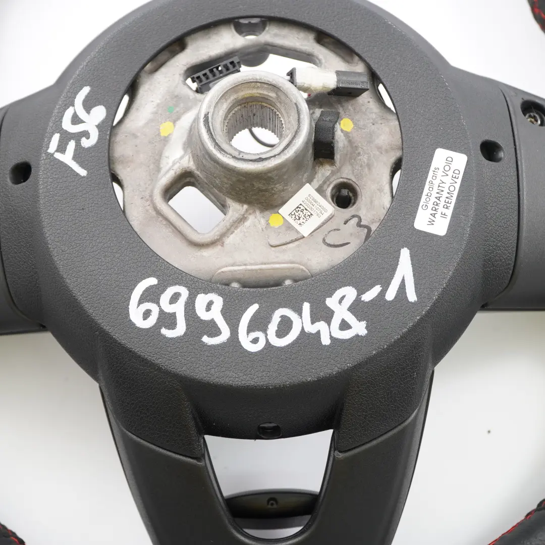 NUOVO Volante sportivo in pelle nera Alcantara per Mini Cooper S JCW F55 F56 F60 con numero di parte 6996048 Mini Cooper S JCW F55 F56 F60 NUOVO Volante sportivo in pelle nera Alcantara - SKU 6996048-1 - Numero di parte 6996048