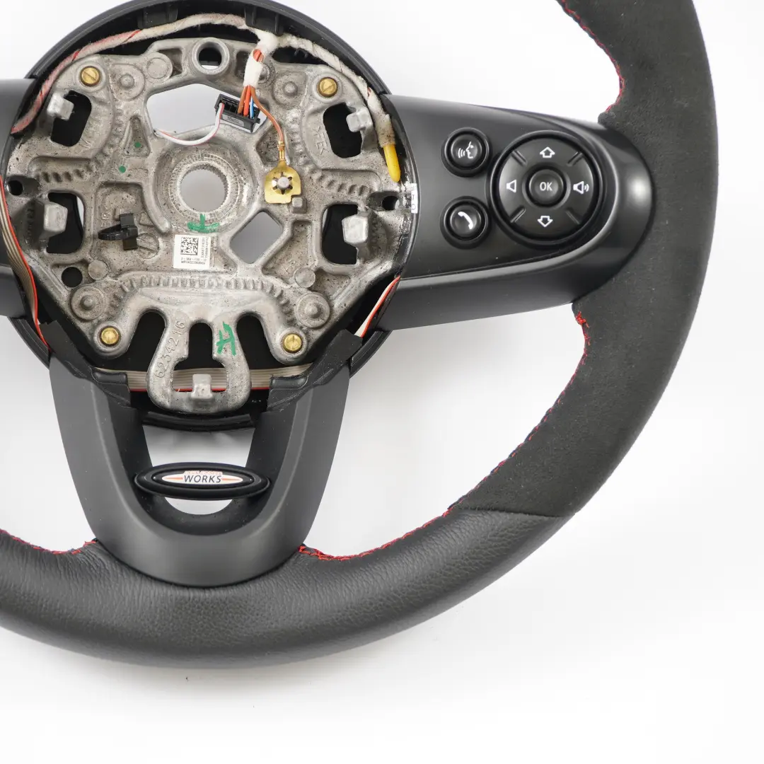 NUEVO Volante deportivo de cuero negro Alcantara para Mini Cooper S JCW F55 F56 F60 con número de pieza 6996048 Mini Cooper S JCW F55 F56 F60 NUEVO Volante deportivo de cuero negro Alcantara - SKU 6996048-1 - Número de pieza 6996048