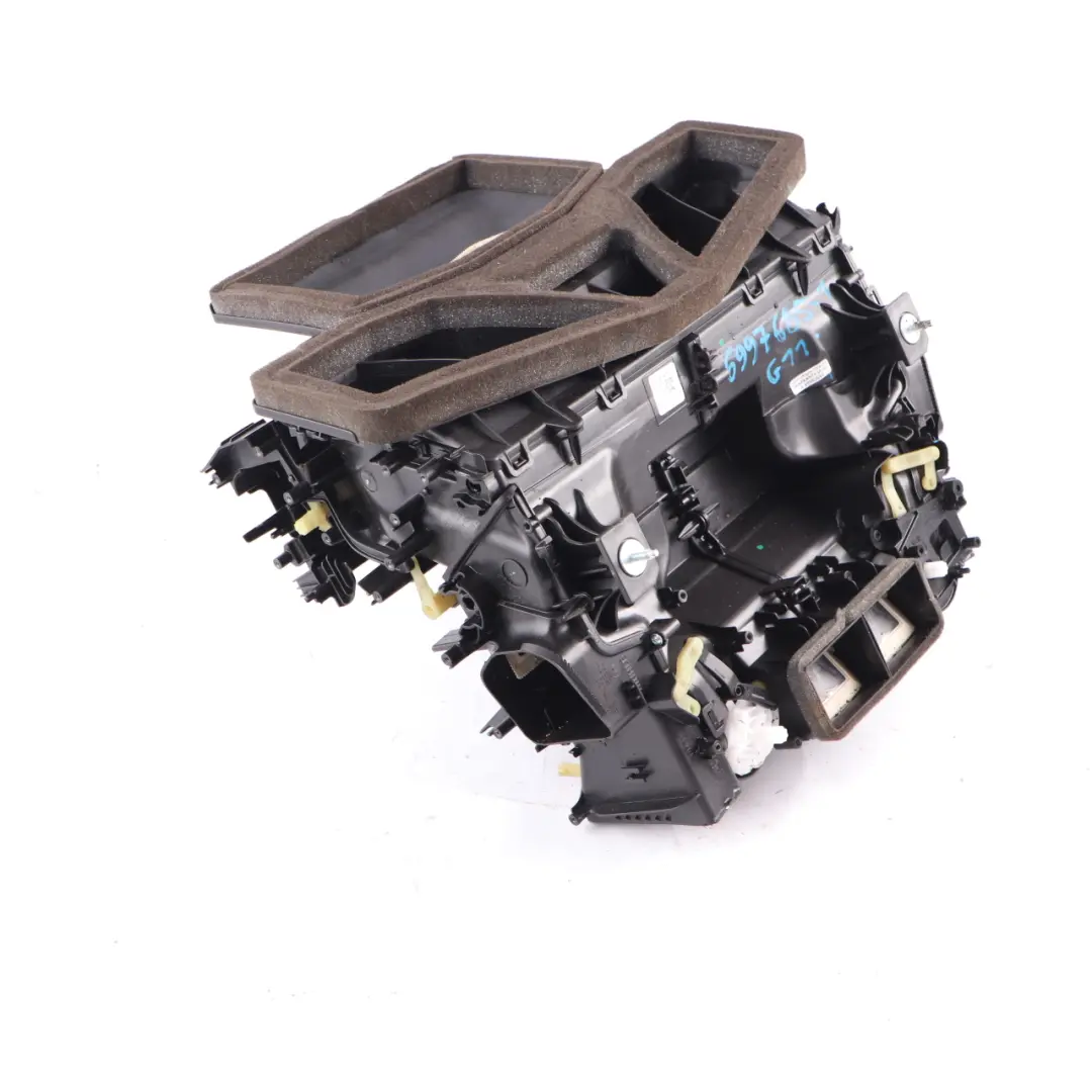 Heater Matrix BMW G11 G30 G31 F90 M5 Air Conditioning A/C Unit Housing to with Part number 6997685 Heater Matrix BMW G11 G30 G31 F90 M5 Air Conditioning A/C Unit Housing - SKU 6997685-1 - Part number 6997685