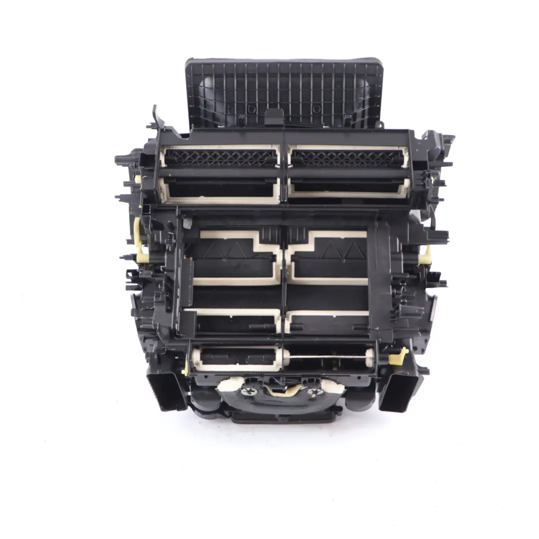 Heater Matrix BMW G11 G30 G31 F90 M5 Air Conditioning A/C Unit Housing to with Part number 6997685 Heater Matrix BMW G11 G30 G31 F90 M5 Air Conditioning A/C Unit Housing - SKU 6997685-1 - Part number 6997685