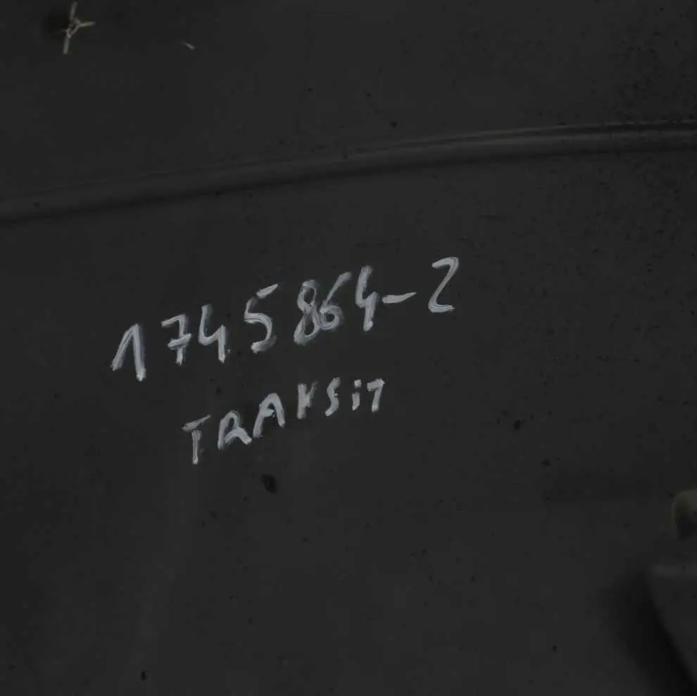 Ford Transit Bordure d'angle gauche du pare-chocs avant apprêtée - SKU 6C11-17E889-A-1 - Numéro de pièce 6C11-17E889-A