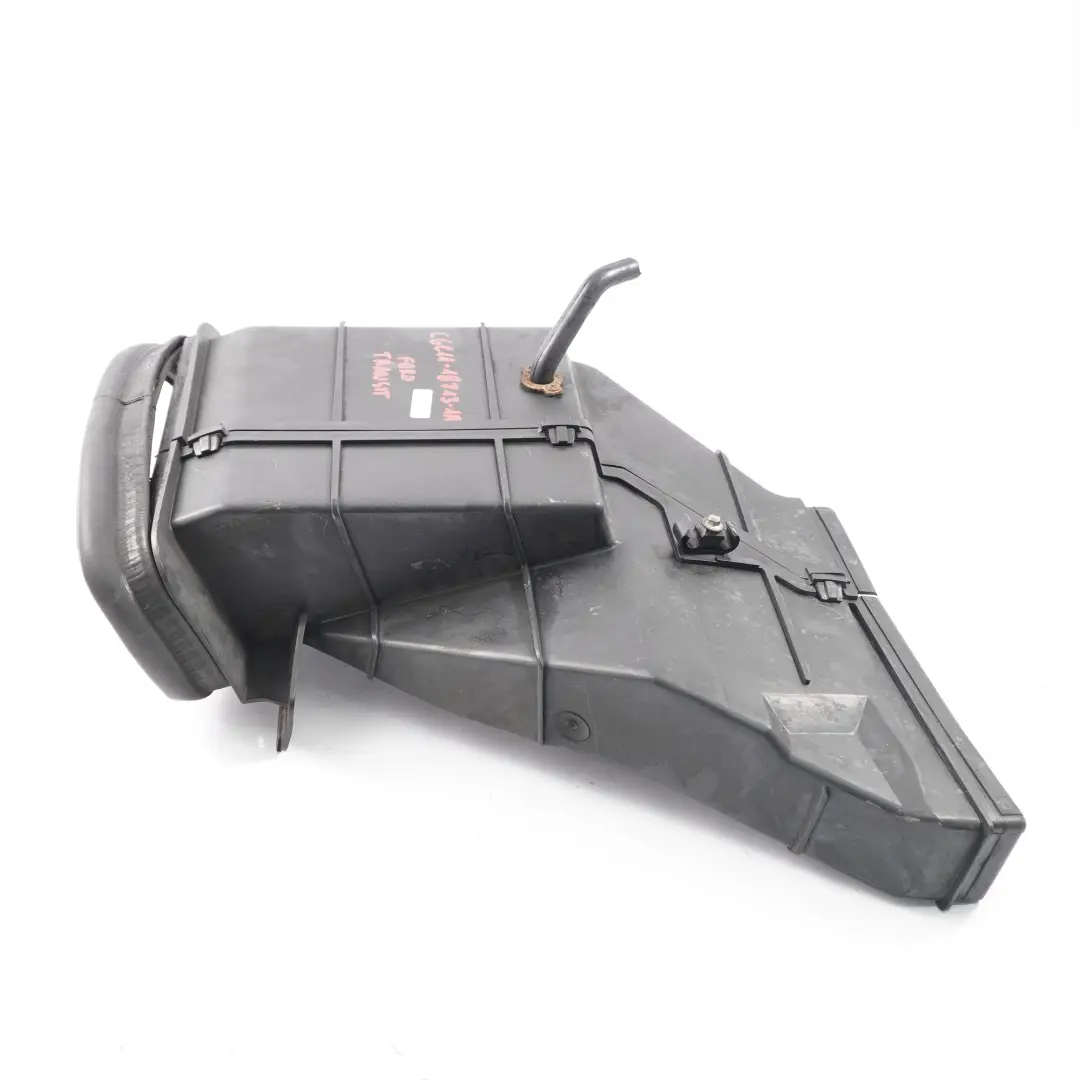 Tubo di aspirazione dell'aria Ford Transit Canale dell'aria per con numero di parte 6C11-18713-AA Tubo di aspirazione dell'aria Ford Transit Canale dell'aria - SKU 6C11-18713-AA - Numero di parte 6C11-18713-AA