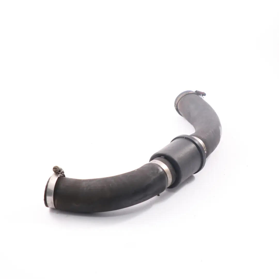 Manguera de intercooler Tubo de admisión diesel para Ford Transit Mk7 con número de pieza 6C11-6K683-BD Ford Transit Mk7 Manguera de intercooler Tubo de admisión diesel - SKU 6C11-6K683-BD - Número de pieza 6C11-6K683-BD