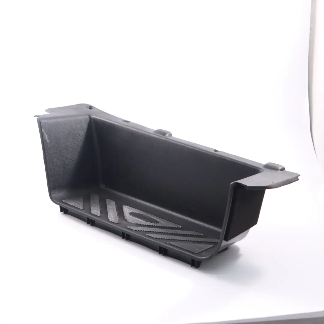 Copri gradino anteriore sinistro Pannello per Ford Transit Mk7 con numero di parte 6C11-V13201-AA Ford Transit Mk7 Copri gradino anteriore sinistro Pannello - SKU 6C11-V13201-AA - Numero di parte 6C11-V13201-AA