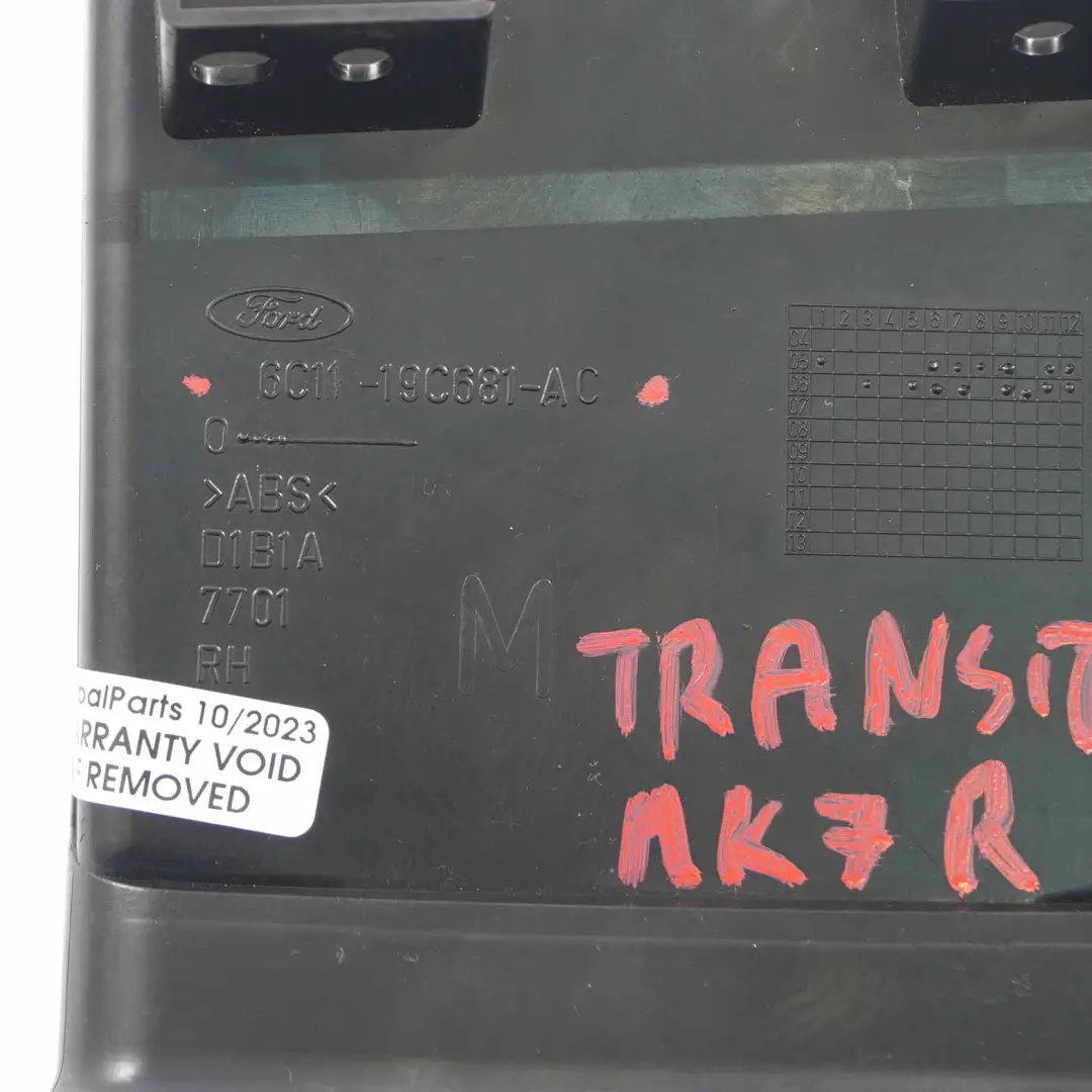 Luftauslass Armaturenbrett Frischluftgitter Rechts für Ford Transit MK7 mit Teilenummer 6C1119C681AC Ford Transit MK7 Luftauslass Armaturenbrett Frischluftgitter Rechts - SKU 6C1119C681AC - Teilenummer 6C1119C681AC