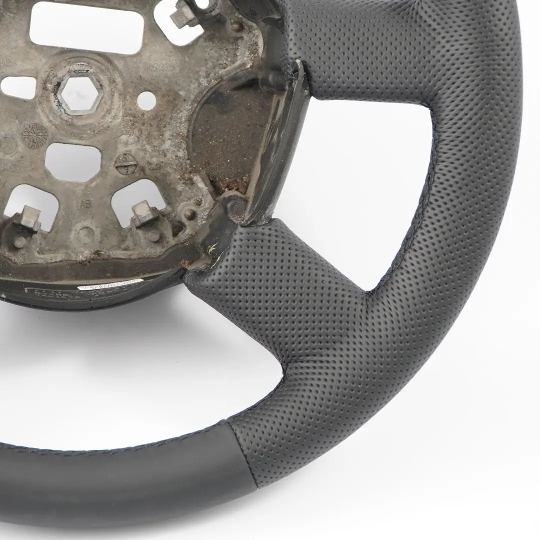 NUEVO Volante de cuero negro para Ford Transit MK7 con número de pieza 6C113600ABW Ford Transit MK7 NUEVO Volante de cuero negro - SKU 6C113600ABW-1 - Número de pieza 6C113600ABW