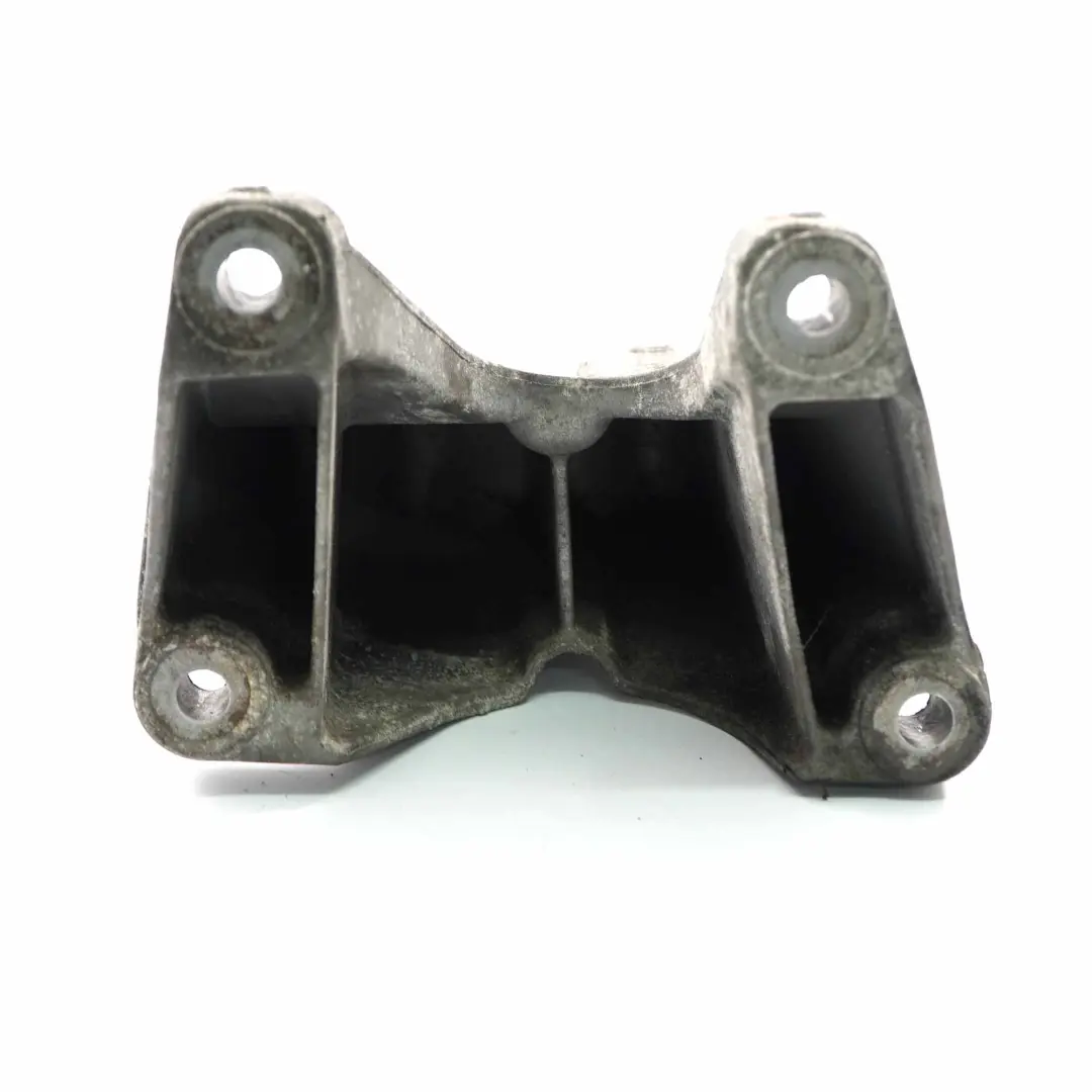 Support Moteur Ford Transit MK7 2.4 TDCi Support Fixation 6C11-6037-AA pour à propos du numéro de pièce 6C116037AA Support Moteur Ford Transit MK7 2.4 TDCi Support Fixation 6C11-6037-AA - SKU 6C116037AA - Numéro de pièce 6C116037AA