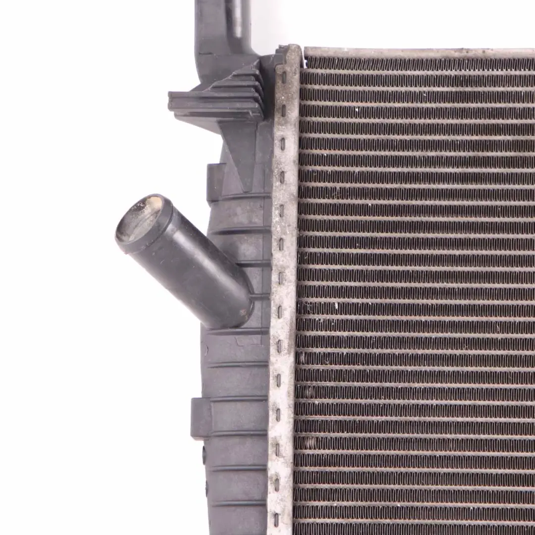 Moteur Eau Refroidissement Radiateur pour Ford Transit 2.2 TDCI 2.4 TDCI à propos du numéro de pièce 6C118005CD Ford Transit 2.2 TDCI 2.4 TDCI Moteur Eau Refroidissement Radiateur - SKU 6C118005CD - Numéro de pièce 6C118005CD