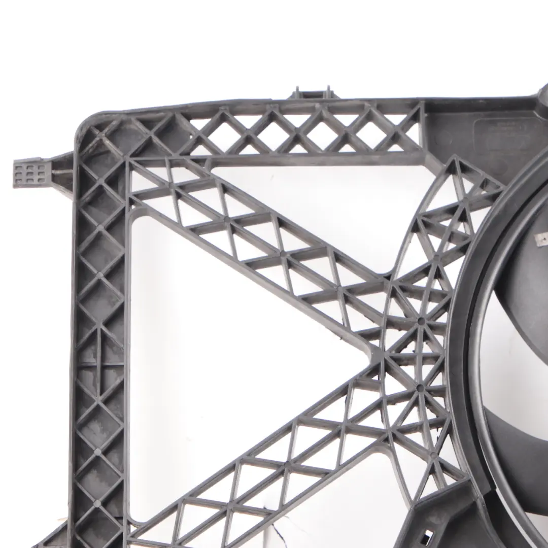 Kühler Lüfterhaube Motor für Ford Transit MK7 2.2 TDCI mit Teilenummer 6C118C607AD Ford Transit MK7 2.2 TDCI Kühler Lüfterhaube Motor - SKU 6C118C607AD - Teilenummer 6C118C607AD