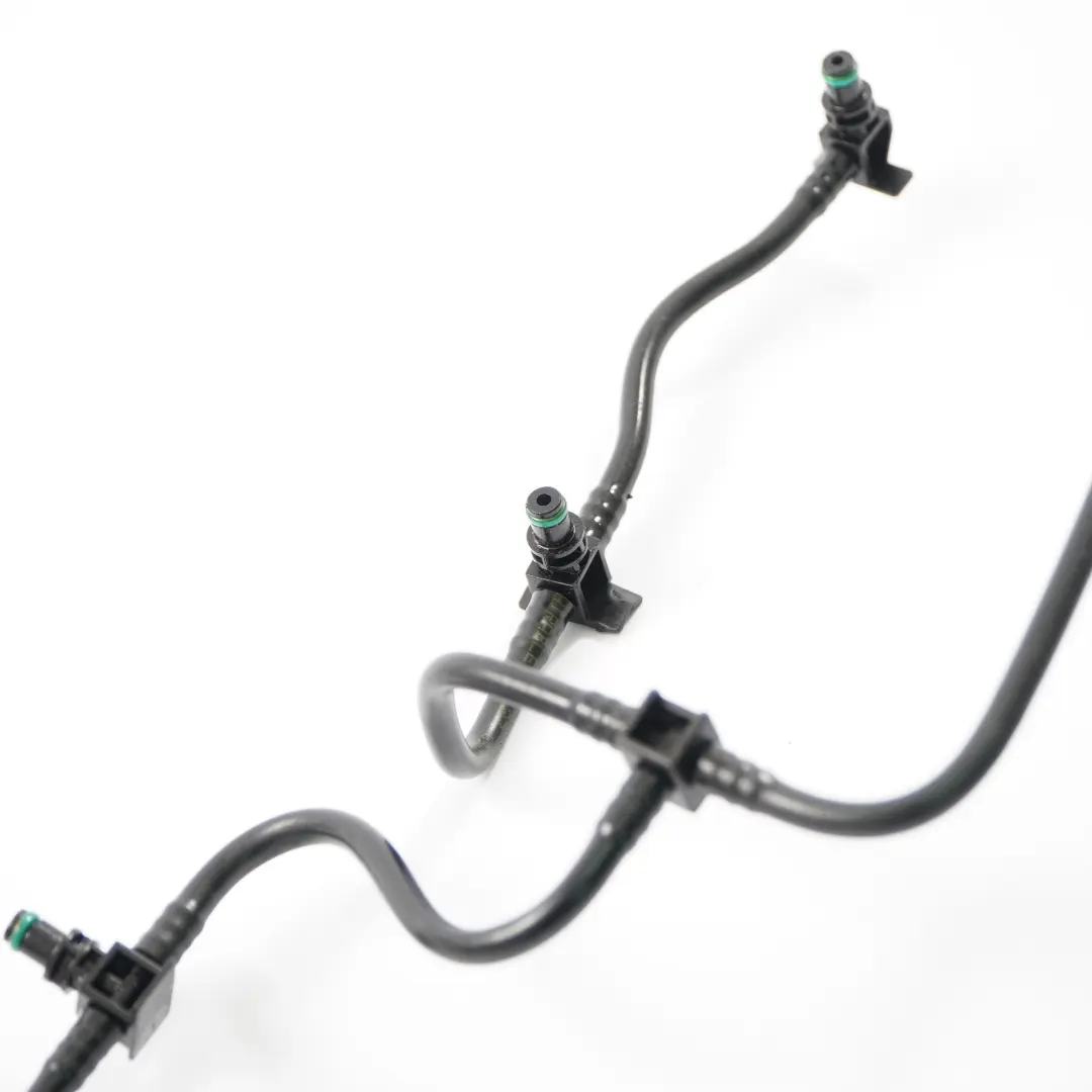 Motore diesel 2.4 TDCI Tubo flessibile carburante per Ford Transit MK7 con numero di parte 6C119289CE Ford Transit MK7 Motore diesel 2.4 TDCI Tubo flessibile carburante - SKU 6C119289CE - Numero di parte 6C119289CE