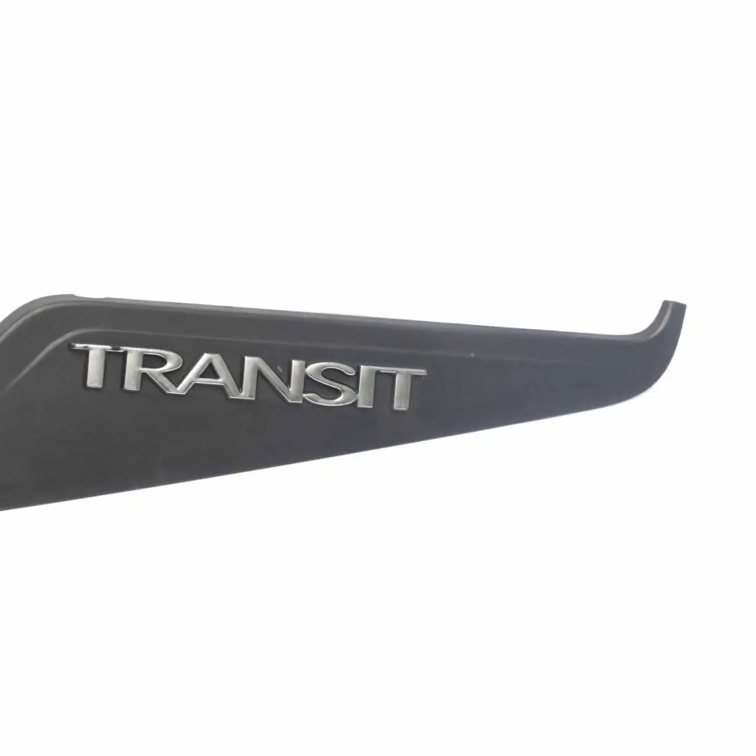 Baguette d'habillage de porte avant gauche pour Ford Transit à propos du numéro de pièce 6C16-V22371-AAW Ford Transit Baguette d'habillage de porte avant gauche - SKU 6C16-V22371-AAW - Numéro de pièce 6C16-V22371-AAW