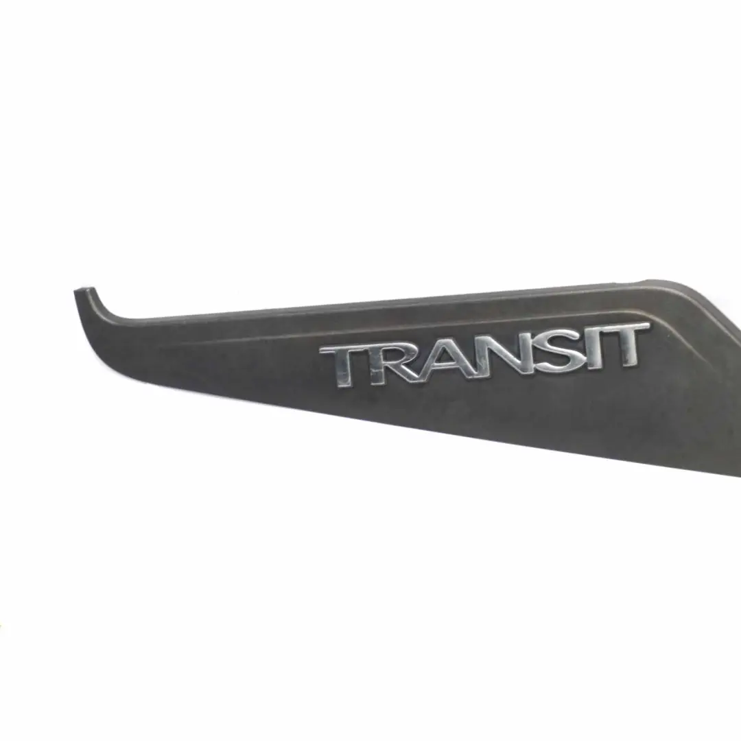 Baguette d'habillage de porte avant droite pour Ford Transit à propos du numéro de pièce 6C16V22370ACW Ford Transit Baguette d'habillage de porte avant droite - SKU 6C16V22370ACW - Numéro de pièce 6C16V22370ACW