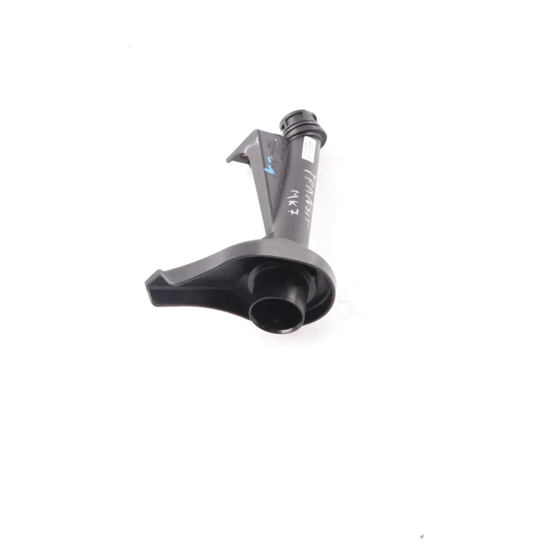 Króciec Wlew Oleju do Ford Transit Mk7 2.2 Diesel o numerze 6C1Q6763AC Ford Transit Mk7 2.2 Diesel Króciec Wlew Oleju - SKU 6C1Q6763AC-1 - Numer Części 6C1Q6763AC