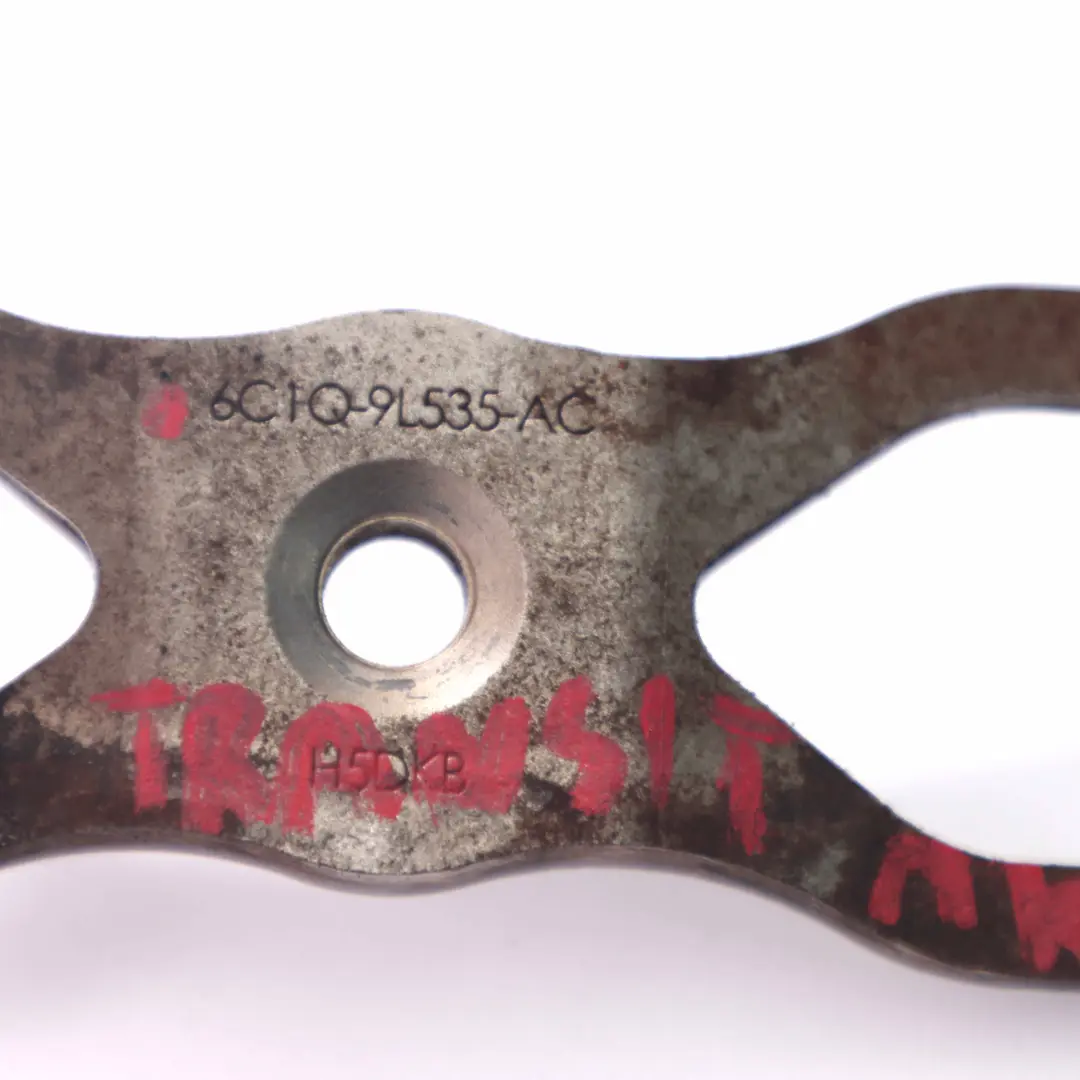 Mordaza de Sujeción Soporte Inyector Combustible para Ford Transit Mk7 con número de pieza 6C1Q-9L535-AC Ford Transit Mk7 Mordaza de Sujeción Soporte Inyector Combustible - SKU 6C1Q-9L535-AC - Número de pieza 6C1Q-9L535-AC