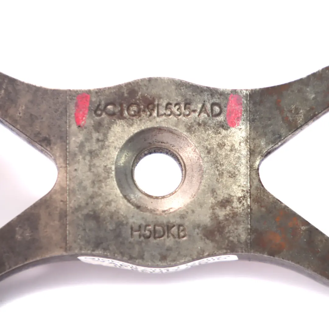 Mordaza de Sujeción Soporte Inyector Combustible para Ford Transit Mk7 con número de pieza 6C1Q-9L535-AD Ford Transit Mk7 Mordaza de Sujeción Soporte Inyector Combustible - SKU 6C1Q-9L535-AD - Número de pieza 6C1Q-9L535-AD