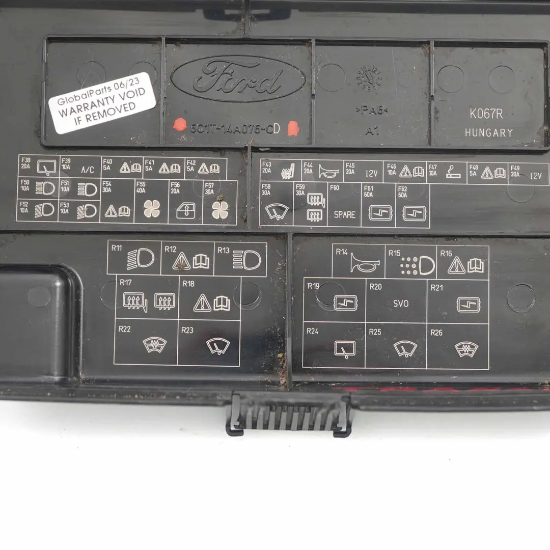 Ford Transit Boîte fusibles Couvercle Couvercle Garniture Capuchon - SKU 6C1T14A076C - Numéro de pièce 6C1T14A076C
