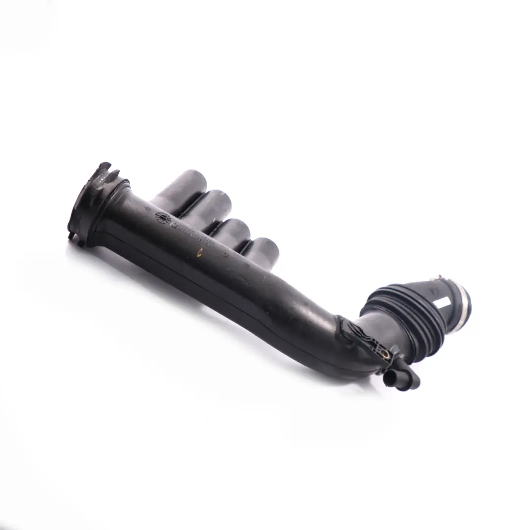 Tubo admisión aire del intercooler Tubo Diesel 6G929A673B para Land Rover Freelander con número de pieza 6G92-9A673-B Land Rover Freelander Tubo admisión aire del intercooler Tubo Diesel 6G929A673B - SKU 6G92-9A673-B - Número de pieza 6G92-9A673-B