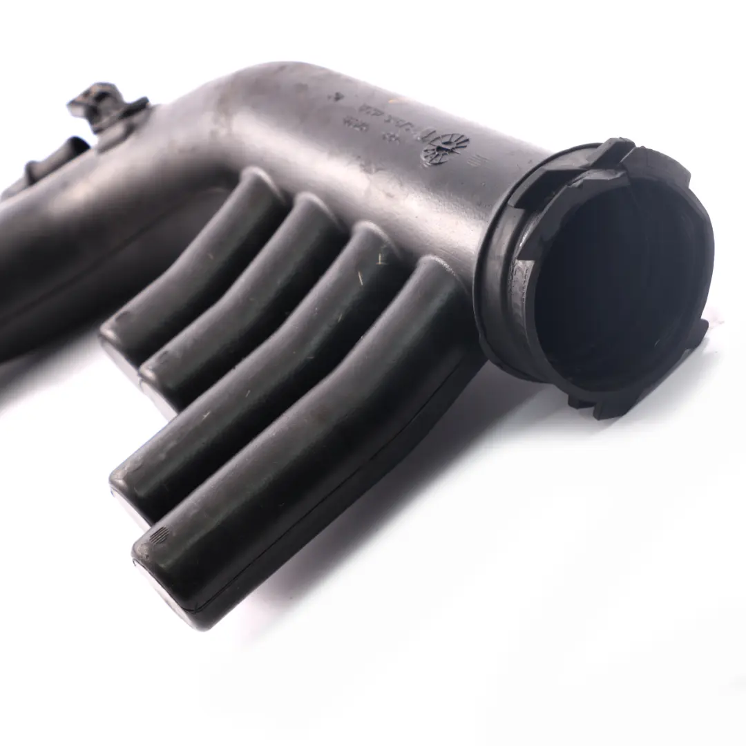 Tubo admisión aire del intercooler Tubo Diesel 6G929A673B para Land Rover Freelander con número de pieza 6G92-9A673-B Land Rover Freelander Tubo admisión aire del intercooler Tubo Diesel 6G929A673B - SKU 6G92-9A673-B - Número de pieza 6G92-9A673-B