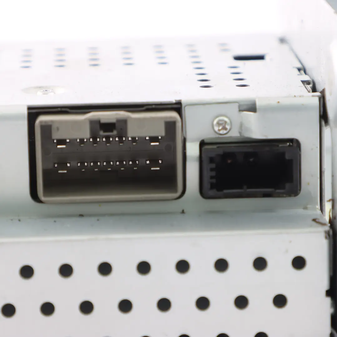 Land Rover Freelander 2 Radio Stereo CD Player Head Unit - SKU 6g9n-18c815-ta - Part number 6g9n-18c815-ta