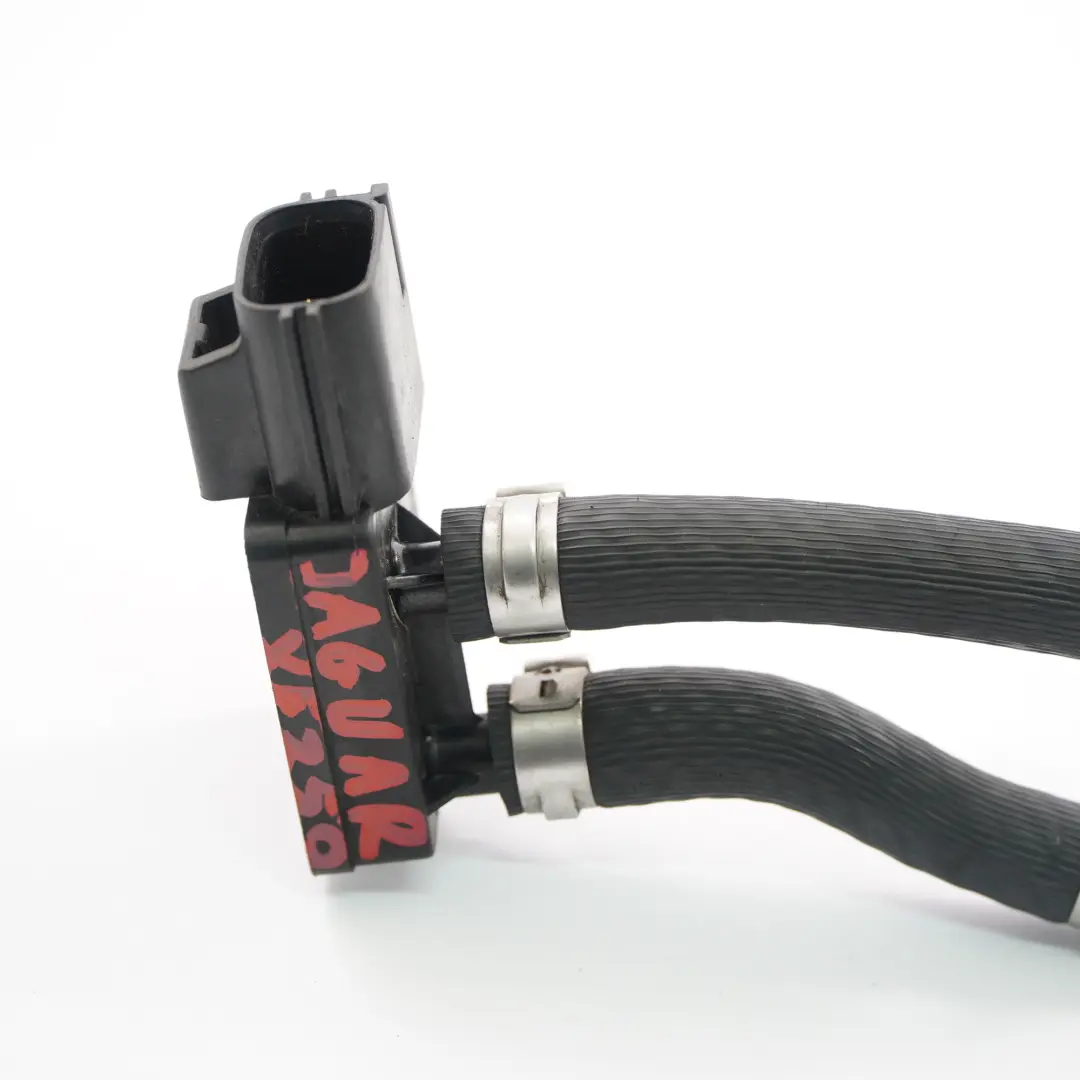 XF250 Capteur de pression d'échappement DPF Tuyaux pour Jaguar à propos du numéro de pièce 6G9N-5L200-AA Jaguar XF250 Capteur de pression d'échappement DPF Tuyaux - SKU 6G9N-5L200-AA - Numéro de pièce 6G9N-5L200-AA