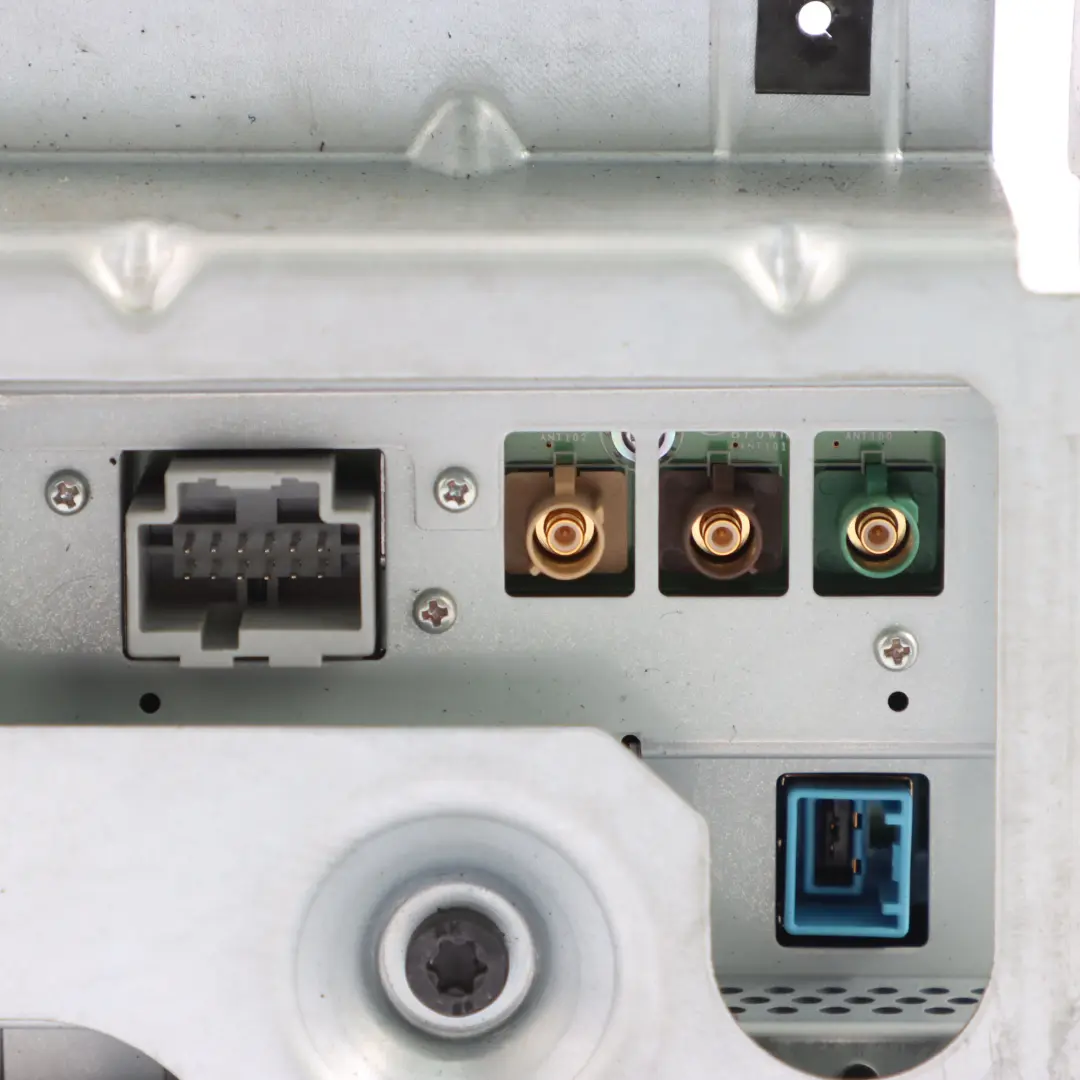 Display Screen Multimedia Navigation Sat 6H5210E958 to Land Rover Freelander 2 with Part number 6H52-10E958 Land Rover Freelander 2 Display Screen Multimedia Navigation Sat 6H5210E958 - SKU 6H52-10E958 - Part number 6H52-10E958