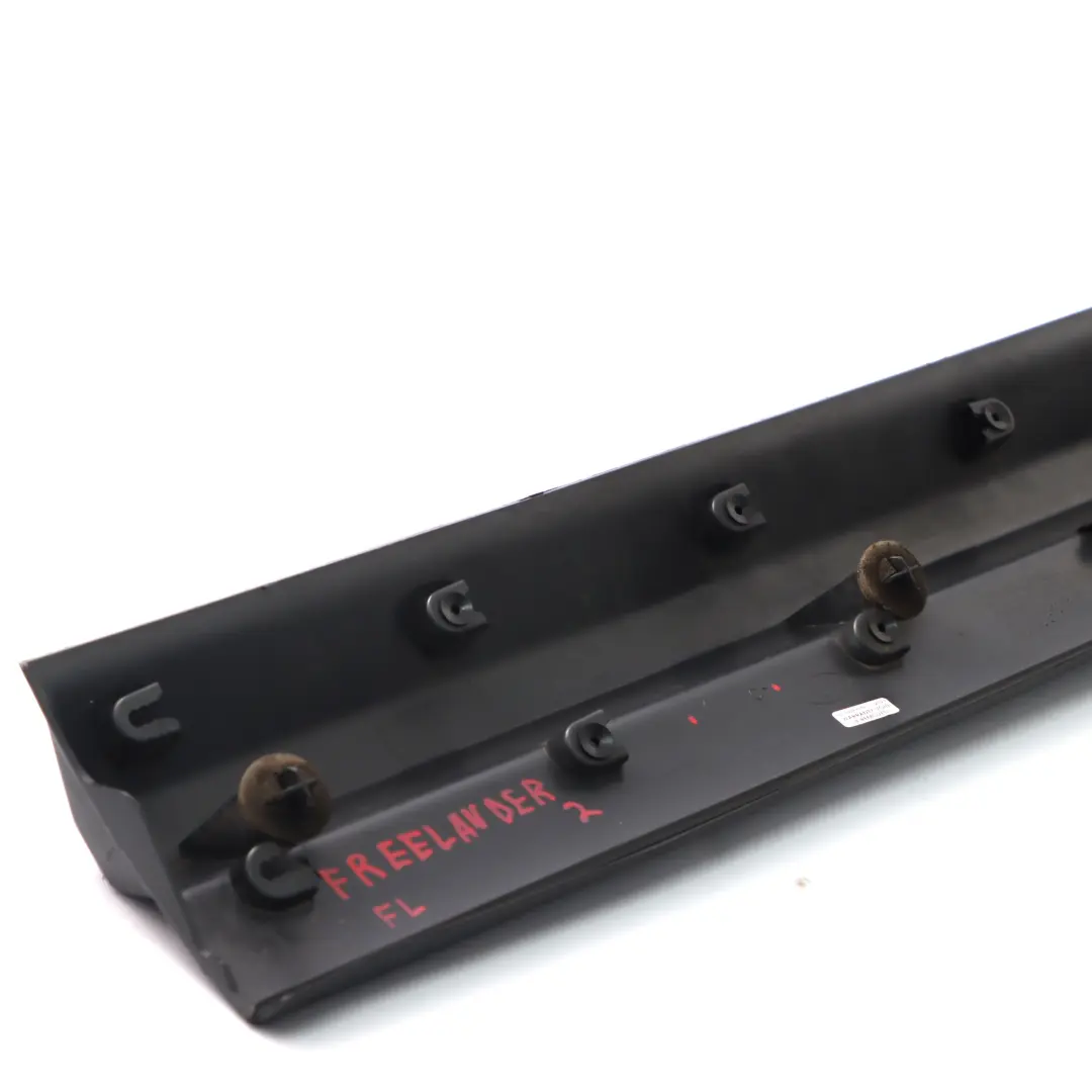 Türverkleidung Vorne Links Zierleiste für Land Rover Freelander 2 mit Teilenummer 6H52-21065-AC Land Rover Freelander 2 Türverkleidung Vorne Links Zierleiste - SKU 6H52-21065-AC - Teilenummer 6H52-21065-AC