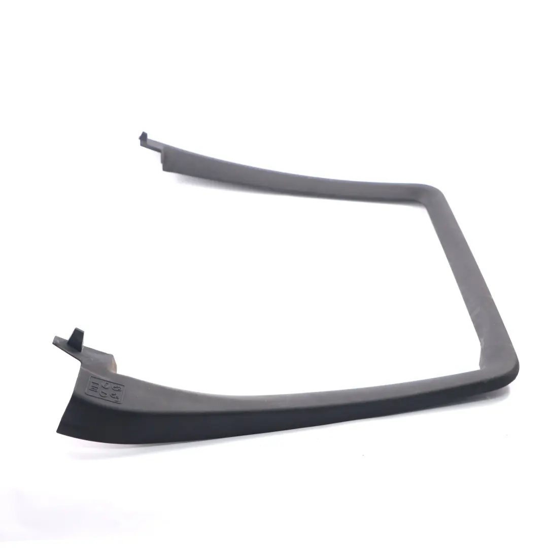 Land Rover Freelander 2 Ventana Marco Puerta Trasera Derecha Tapa - SKU 6H5225514AA - Número de pieza 6H5225514AA