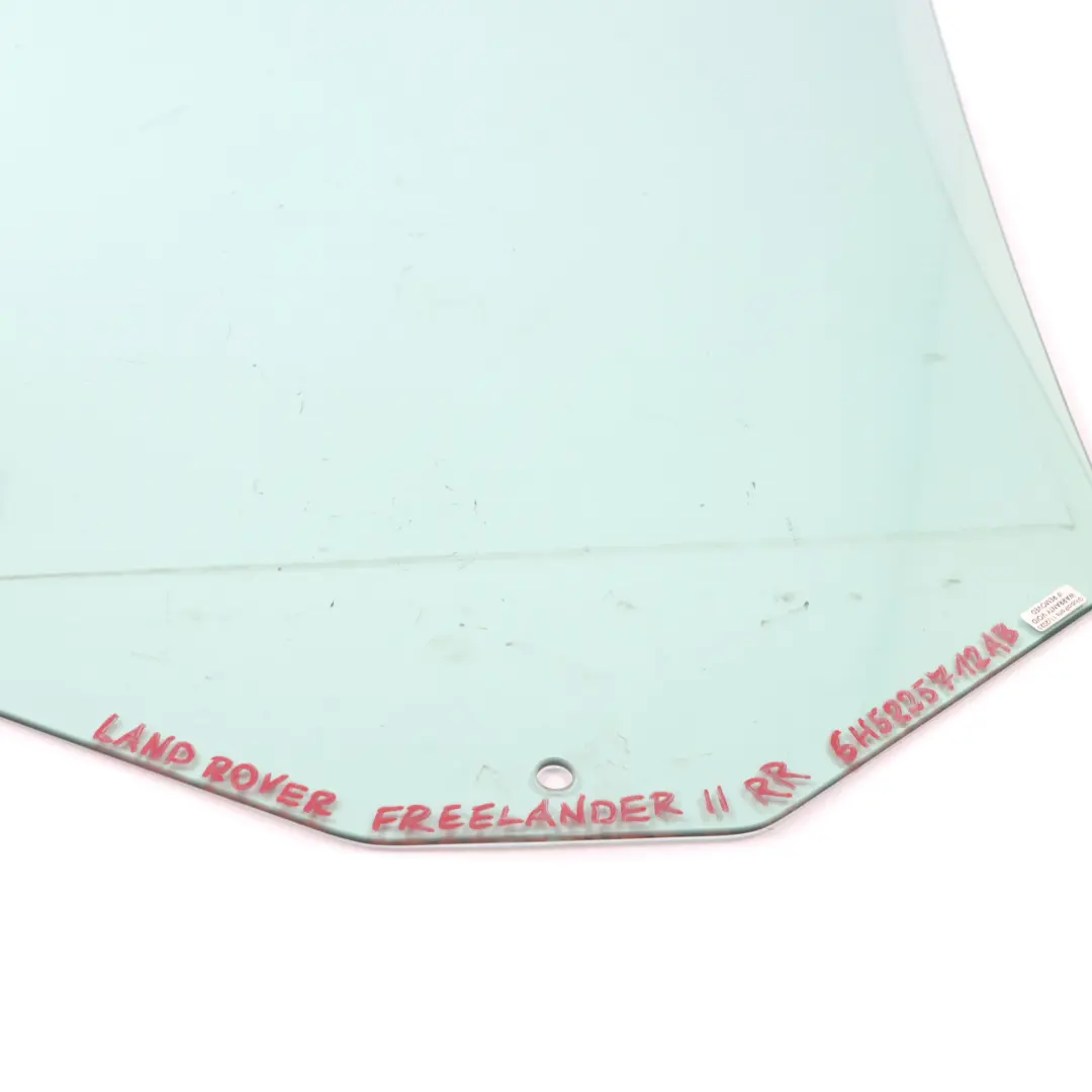 Vetro Porta Posteriore Destra Vetri AS2 per Land Rover Freelander 2 con numero di parte 6H5225712AB Land Rover Freelander 2 Vetro Porta Posteriore Destra Vetri AS2 - SKU 6H5225712AB - Numero di parte 6H5225712AB